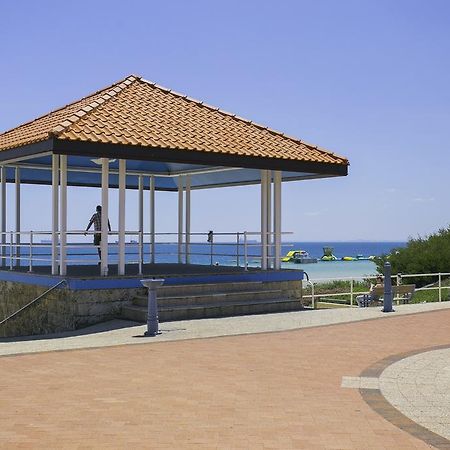 Boardwalk By Rockingham Apartments Kültér fotó